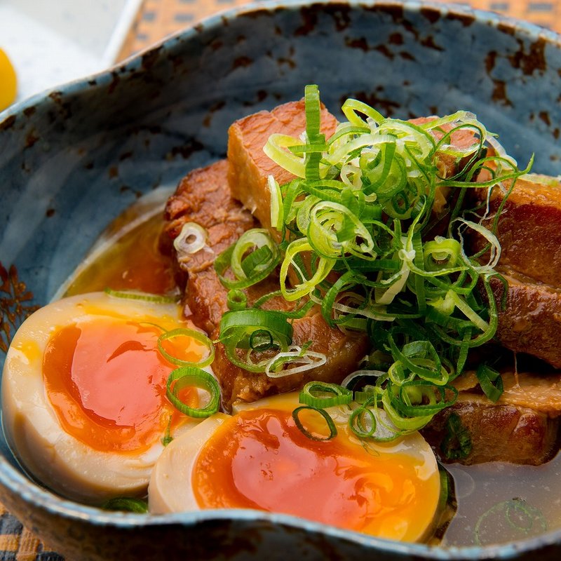 豚の角煮ととろとろ煮玉子(七つの月の夢 )