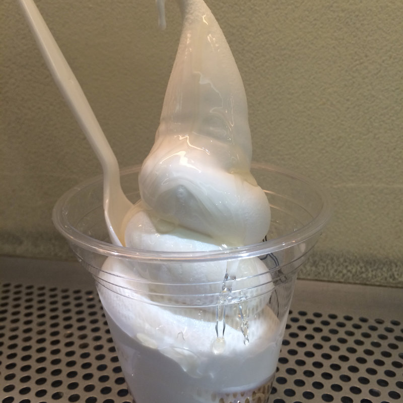 ヨーグルトソフトクリーム トールサイズ(Feel at ease juice kitchen)