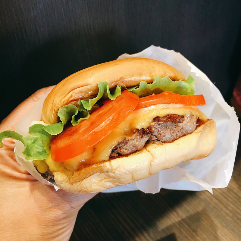 チーズバーガー(shakeshack)