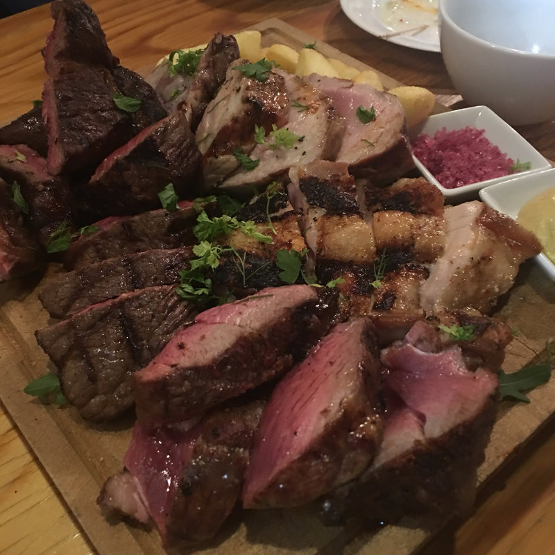 名物1kg盛り(塊肉ビストロBLOCKS （ブロックス）)