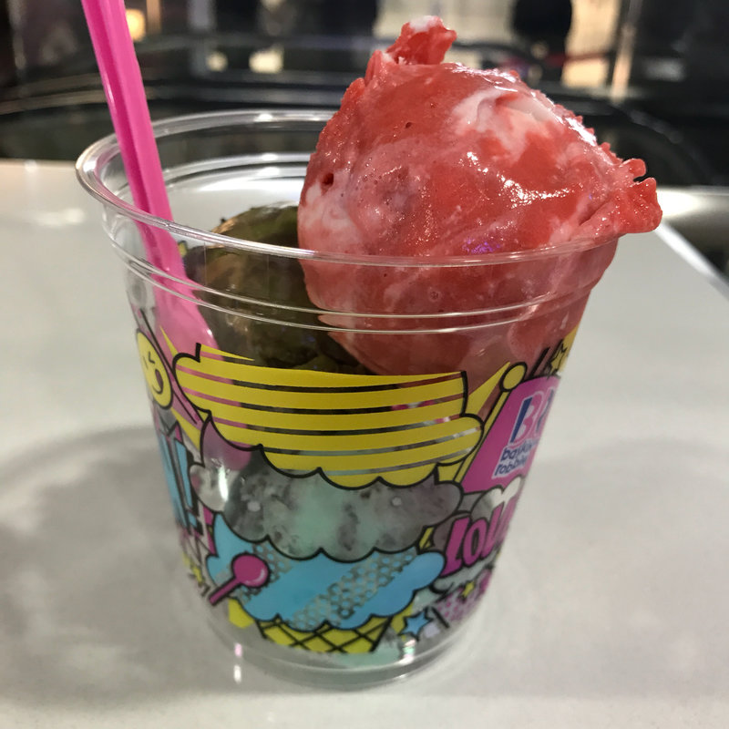 チャレンジ・ザ・トリプル(カモフラージュ、チョコミント、ドルセデブラッドオレンジ)(サーティワンアイスクリーム AKIBAトリム店)