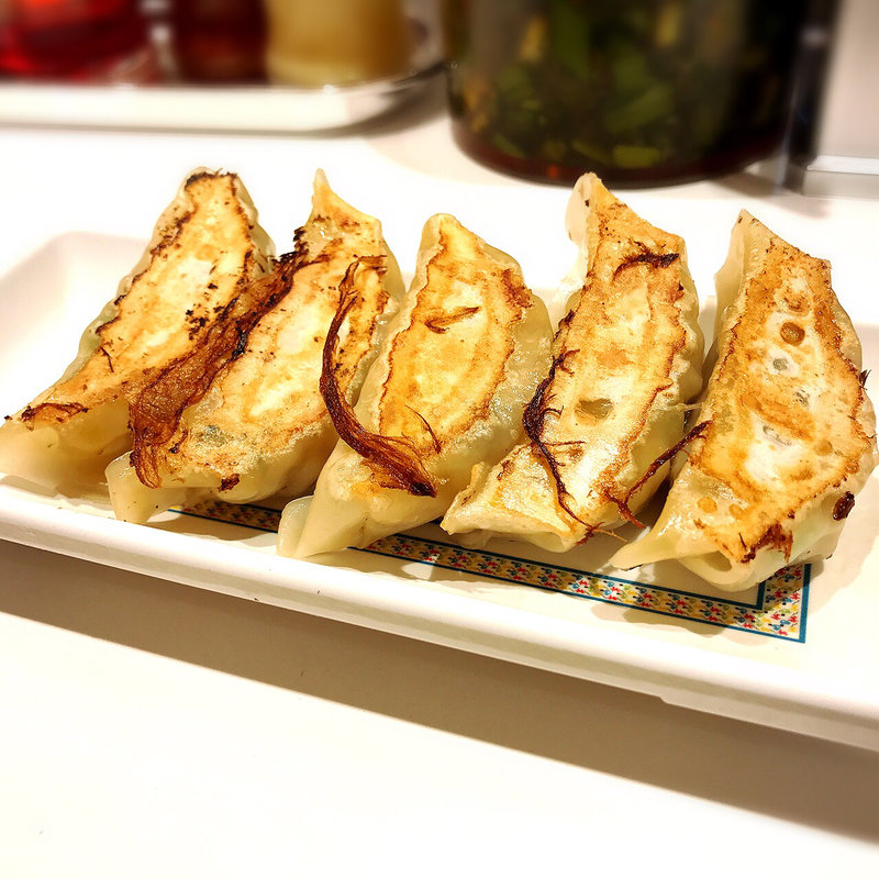 どうとんぼり餃子(KAMUKURA DiNiNG アトレ恵比寿店)