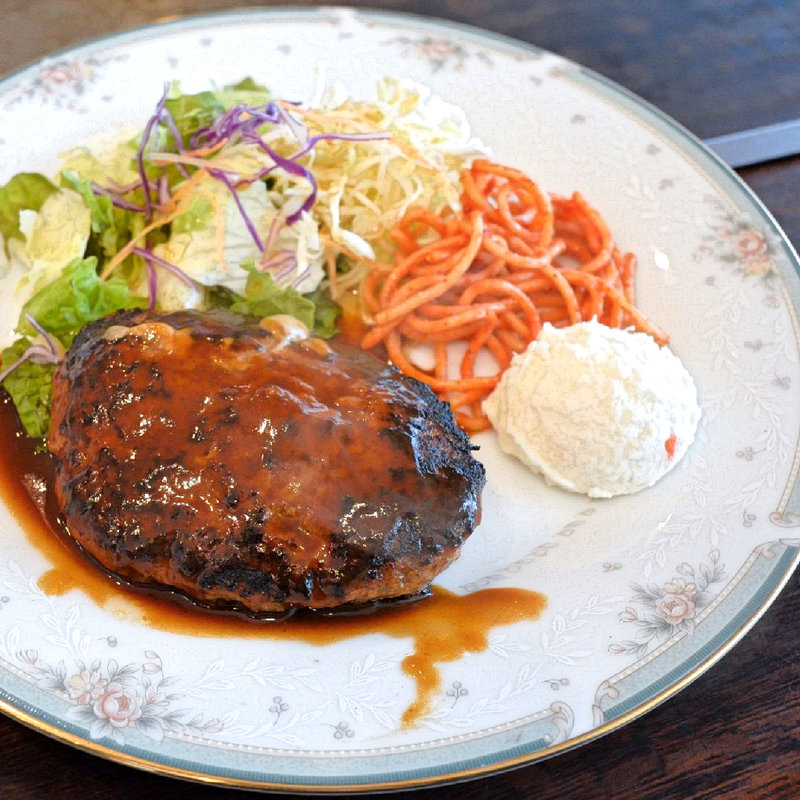 和牛ハンバーグステーキ(T’s GARDEN （ティーズガーデン）)