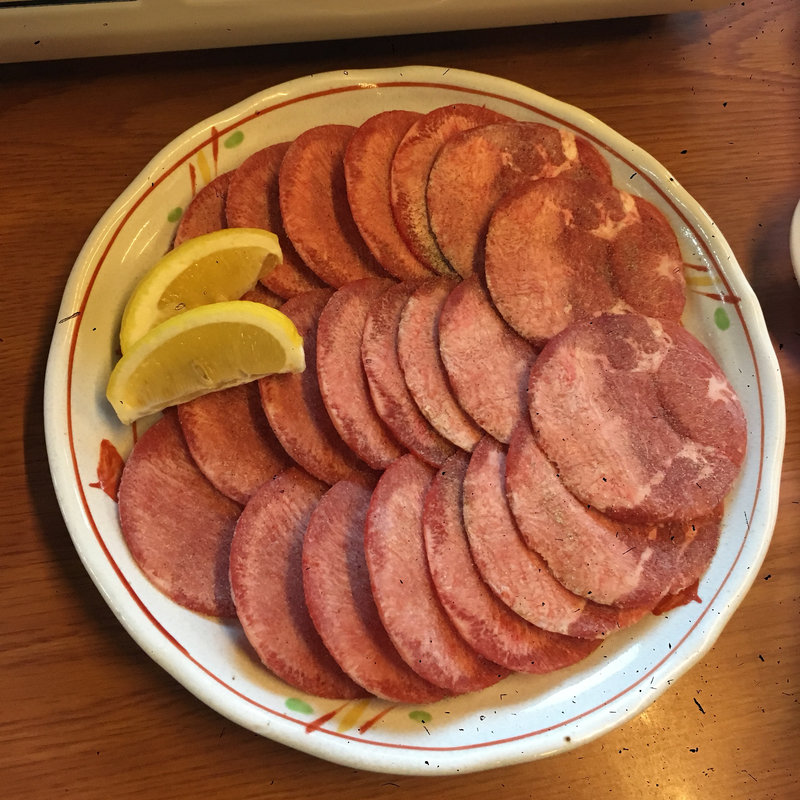 牛たん(焼肉処 デブちゃん)