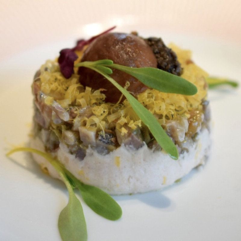 新さんま、マロンのタルタルと生ハムのムース ミモザ仕立て(ル　ボークープ)