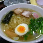 塩ラーメン(ごっつんこ )