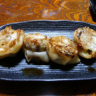 焼き餃子(４ヶ入り)(麺堂かのん )