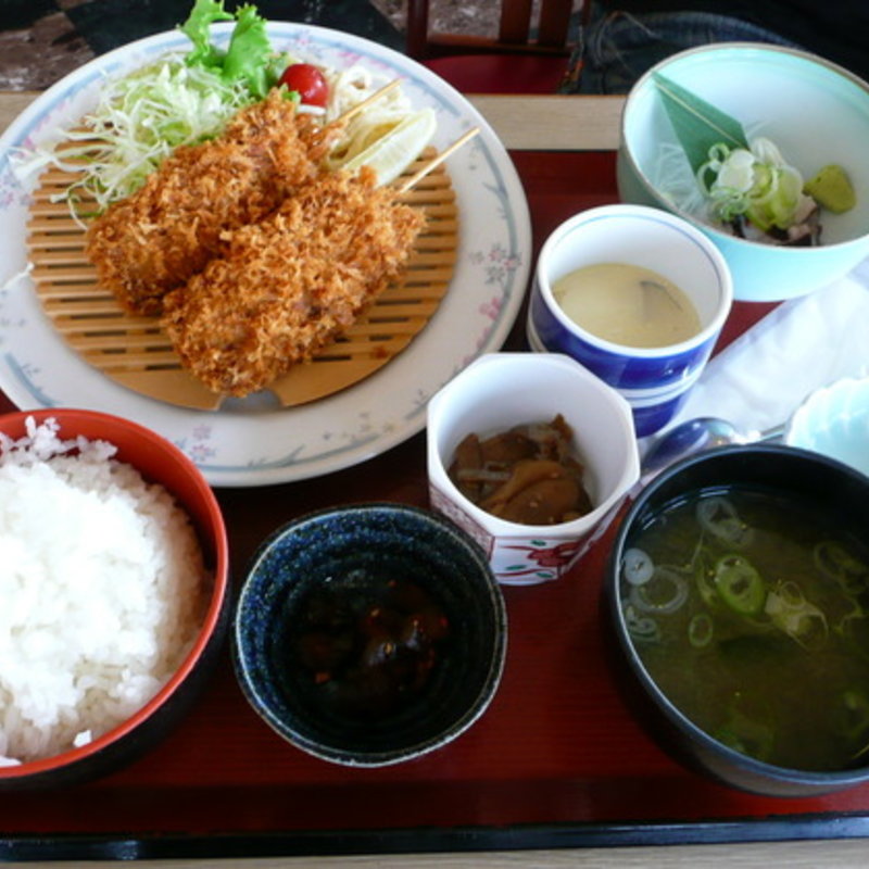 マグロ串カツ定食(市場食堂 （いちばしょくどう）)