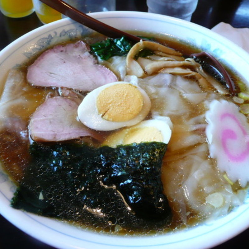 ワンタンメン(秀佳亭 )