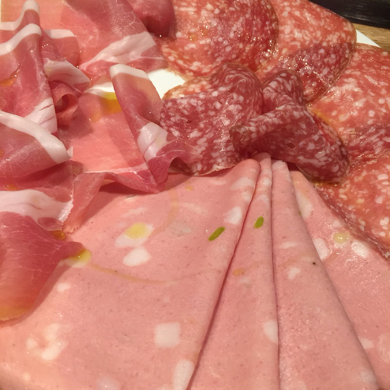 生ハムの盛り合わせ(ヴルカーノ)