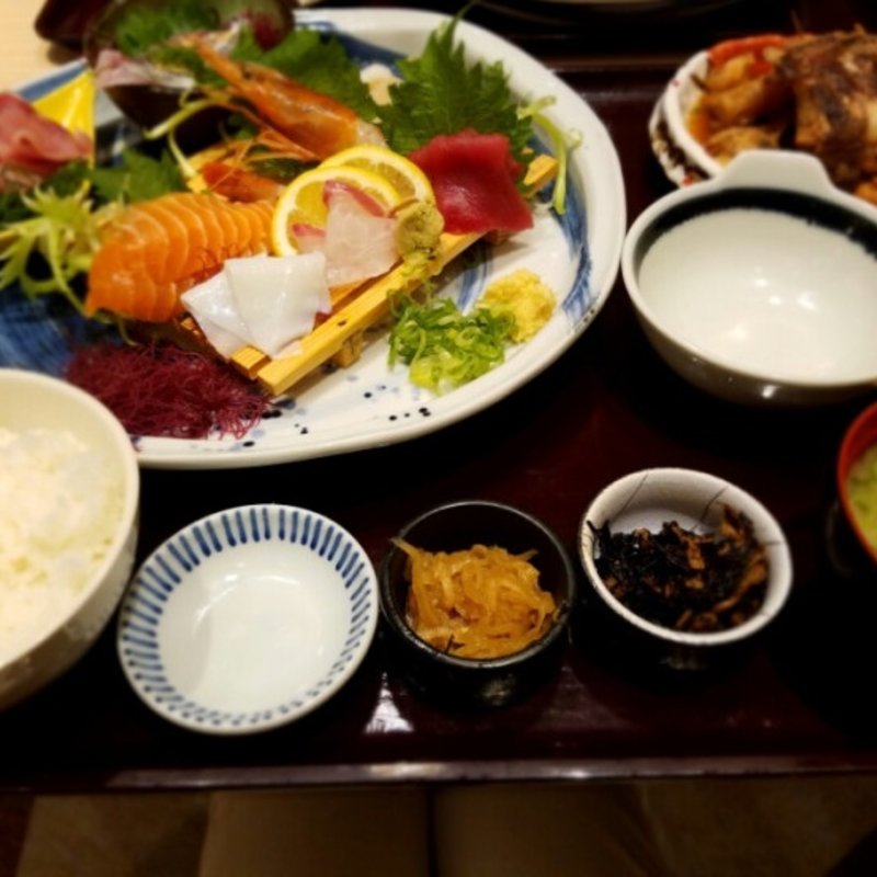 ごちそう御膳(魚きんぐ イオンモール香椎浜店)