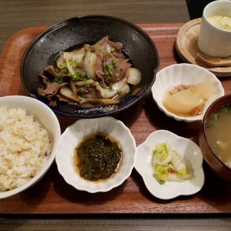 牛タン炒め御膳(益正 ゆめタウン博多店 （マスマサ）)