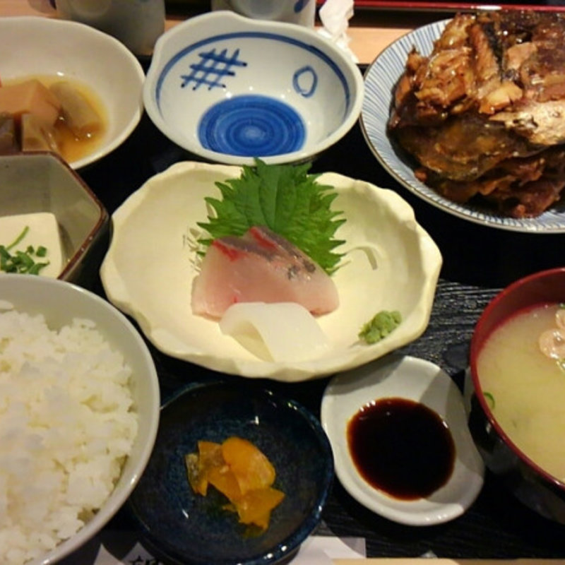 あら炊き定食(居酒屋 朝次郎 天神ビル店 （あさじろう）)