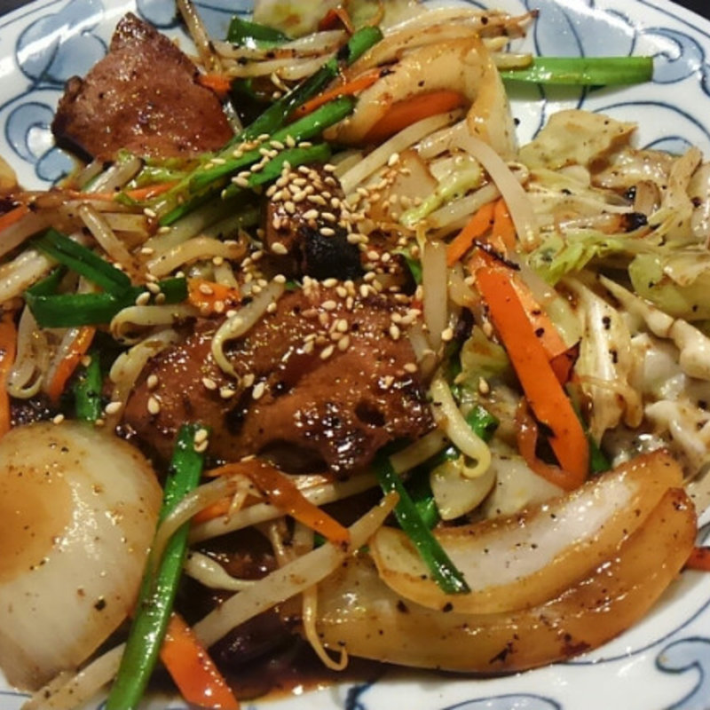 レバニラ炒め(カラフル食堂 那の川店)