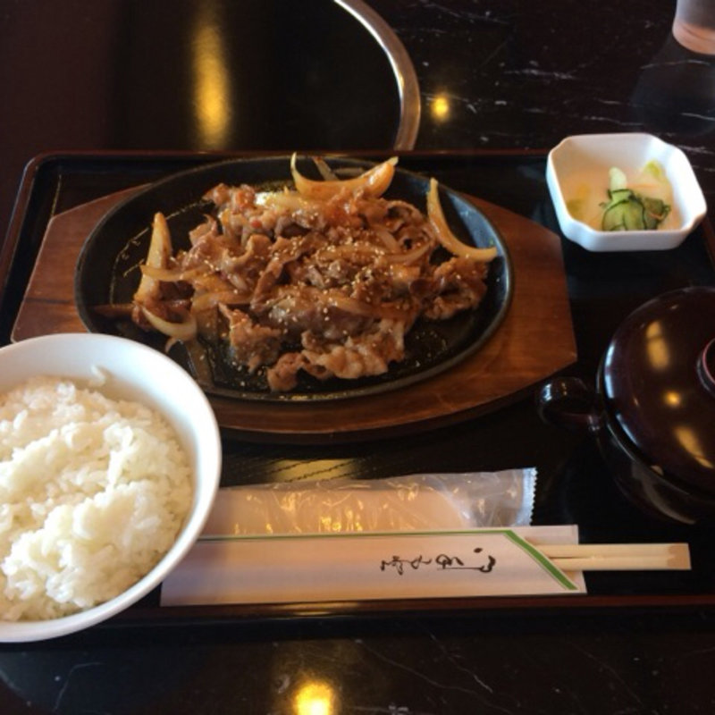 牛バラ焼きランチ(焼肉　つどい )