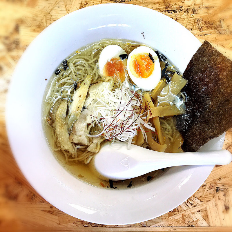 鶏塩らーめん(ゆうなみ 坂下店 )