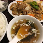 牛バラと野菜の四川風炒め(中華料理 家宴 )