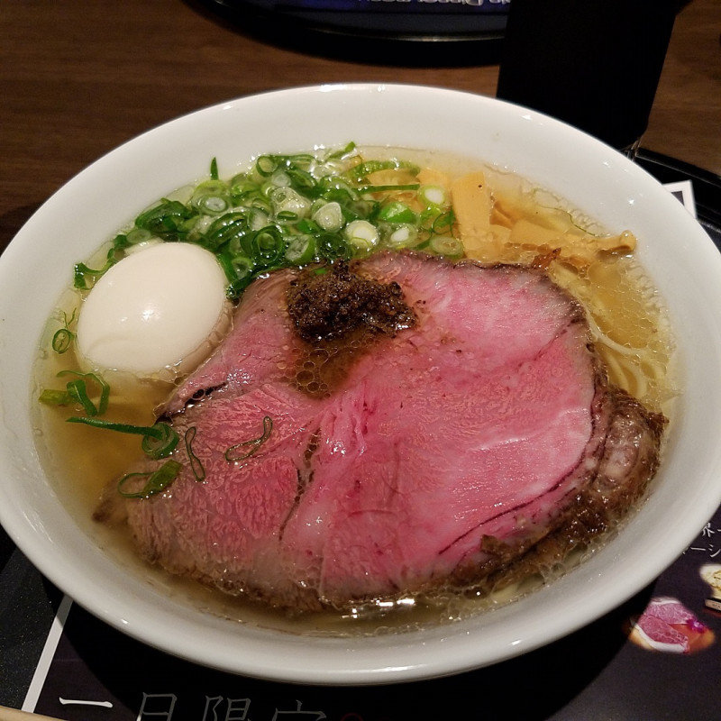 ラーメン(鉄板焼き 貴真)