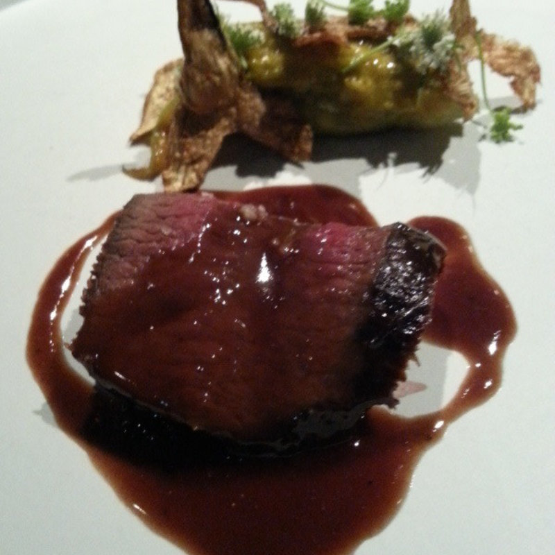 分かち合う　塊肉（鹿の内もも）(フロリレージュ （Florilege）)