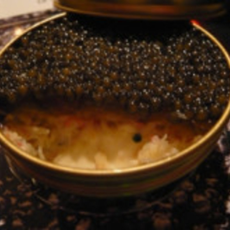 キャビア　活ズワイ蟹と共にとじこめて(ガストロノミー “ジョエル・ロブション”)