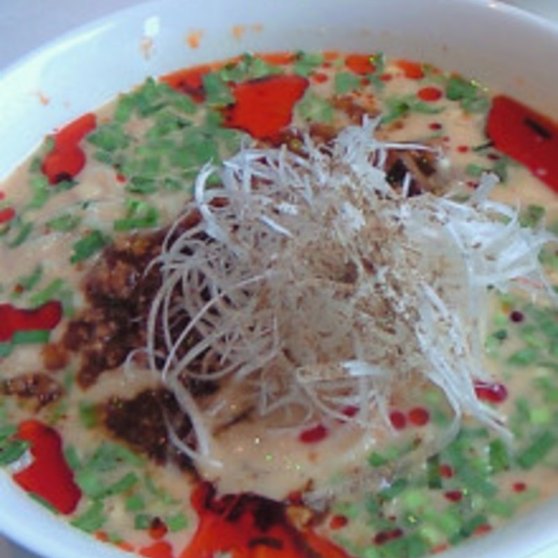 冷たい坦々麺(龍天門)