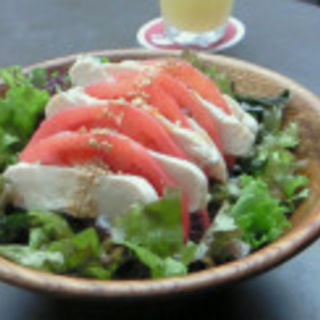 サラダ(アロハテーブル 代官山)