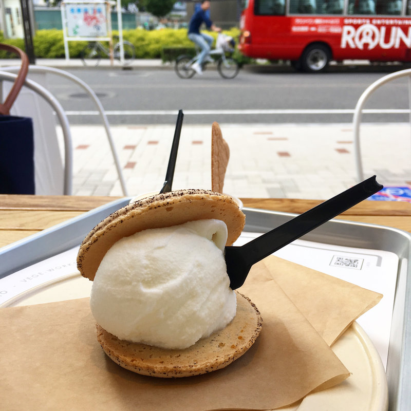 マカロンジェラート(THE CUPS MEIEKI)