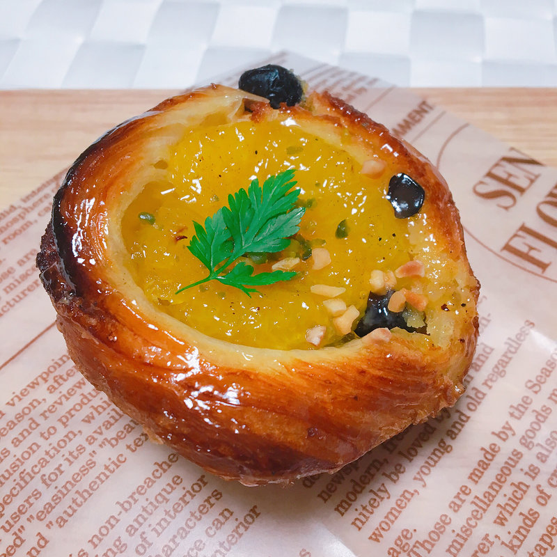 甘夏ミカンと黒豆のダノワーズ(Boulangerie a bientot 中之島店)
