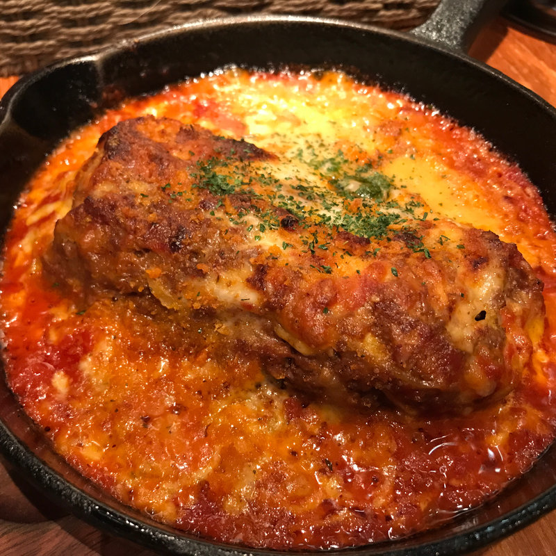 ラムタンとミートソースのラザニア(Oyster Bar ジャックポット新宿)