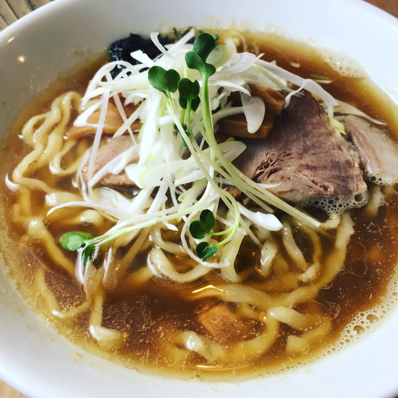 醤油らぁ麺(ヌードルズ&サルーン キリヤ)