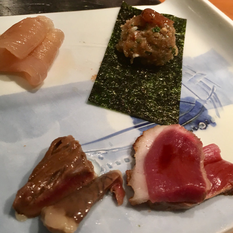 高坂鶏のお造り(焼鳥 輝久)