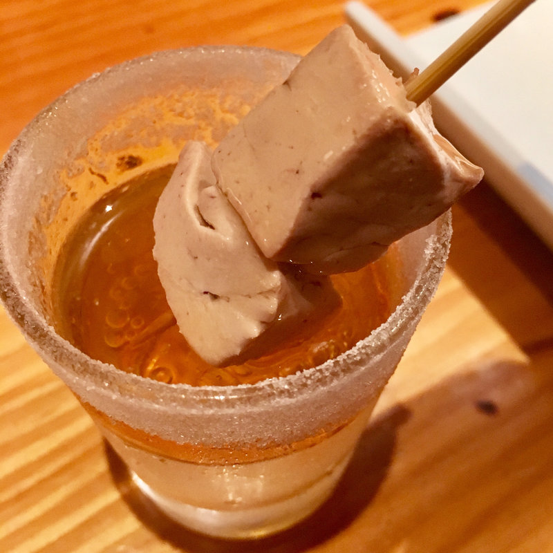 レバ刺し(焼鳥 輝久)