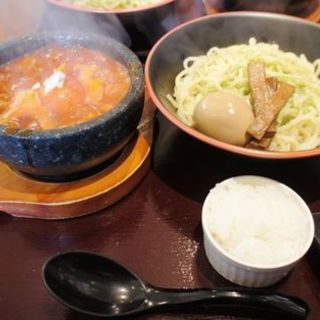 スペシャルトマトつけ麺(節系とんこつらぁ麺　おもと )