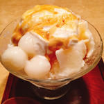 エスプーマかき氷 (バニラ×黒蜜&きな粉&練乳エスプーマ)(七輪焼肉 肉屋 )
