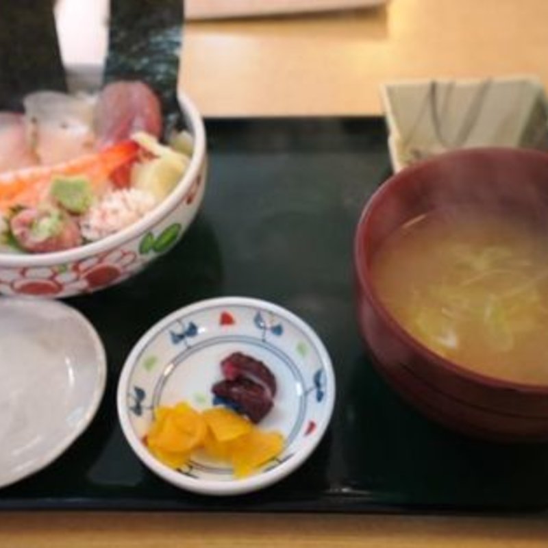 浜丼(浜や 閖上さいかい市場店 （漁亭　浜や）)