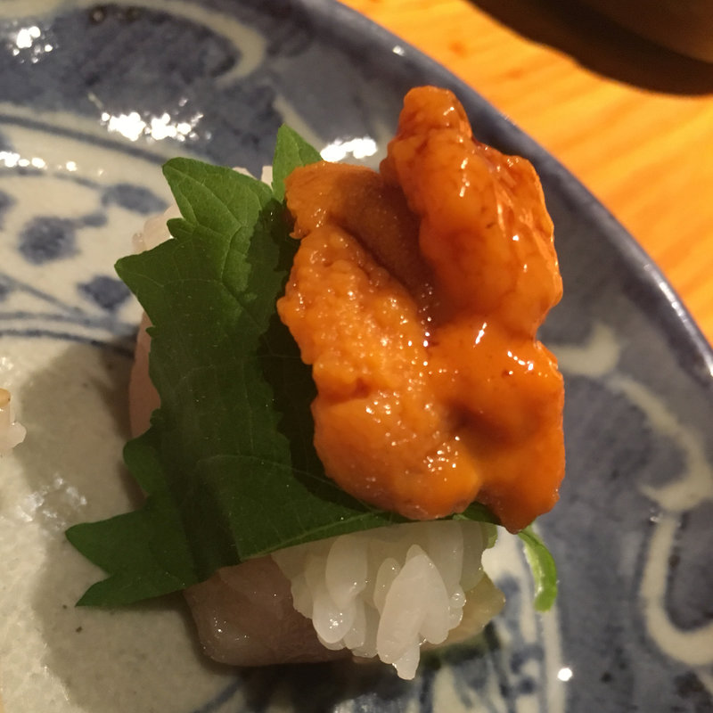 ささみと雲丹の鮨(焼鳥 輝久)