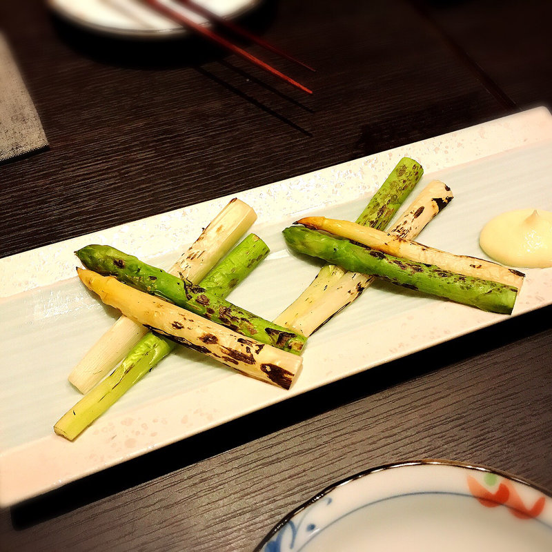焼きアスパラ二種(炉端の佐藤 中目黒本店)