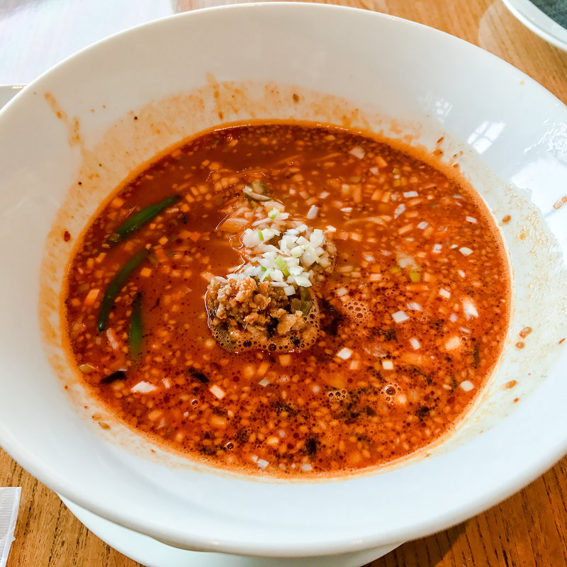 辛麺担々麺(チャンチャンガーデン （CHANG CHANG GARDEN）)