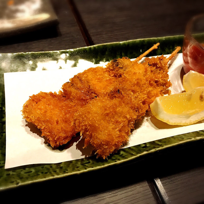ラベンダーポーク串揚げ(炉端の佐藤 中目黒本店)