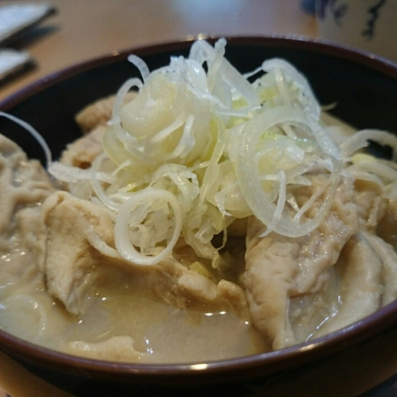 もつの煮込み(もつやき処い志井 本店)