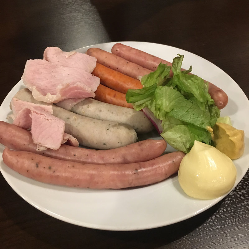 ソーセージ盛り合わせ(スペインバルTAKA)