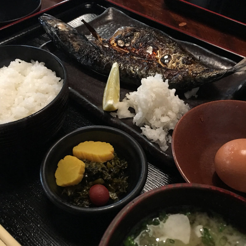 五島さば開き(温泉卵付き)(赤坂有薫)