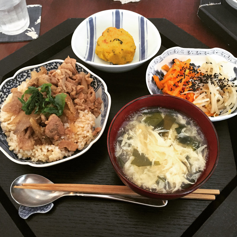 ランチセット（豚肉のピリ辛丼）(時のわすれもの )