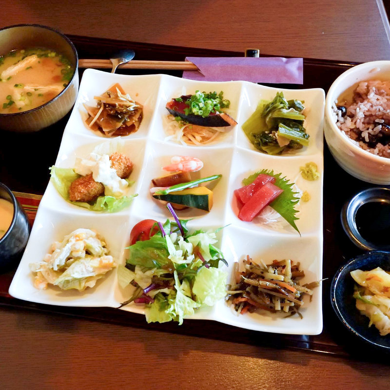 13種類30品目ランチ(蔵人 （くらんど）)