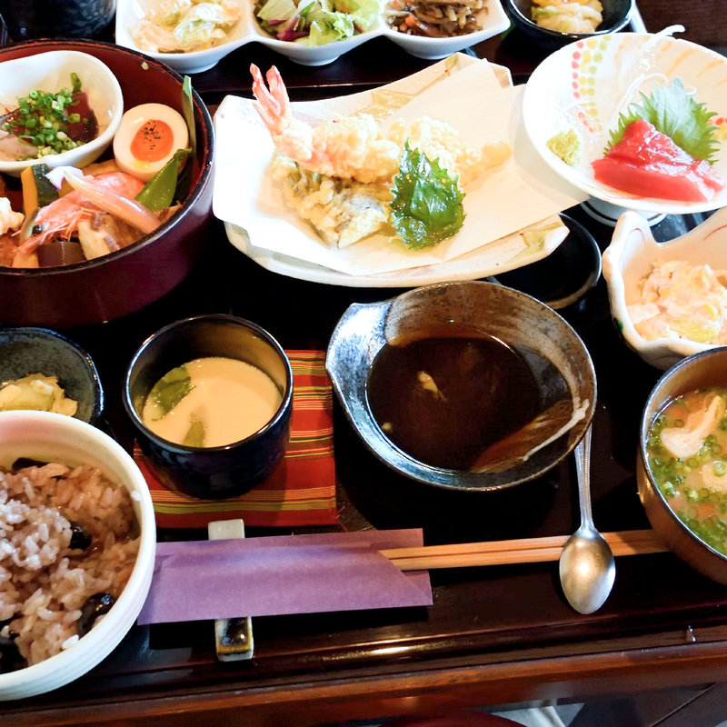 蔵人幕の内弁当(蔵人 （くらんど）)