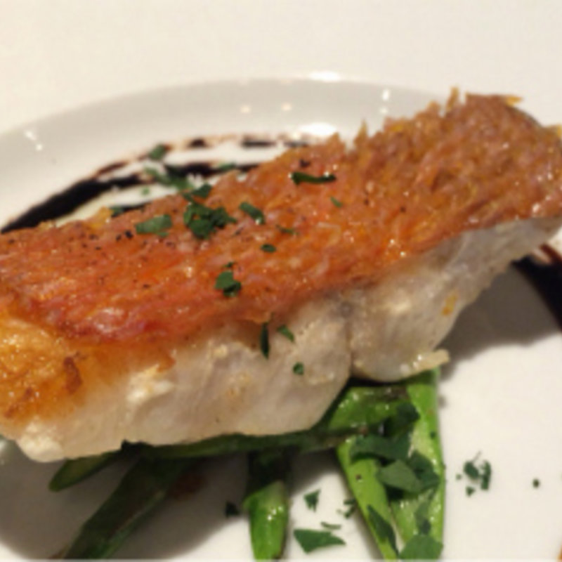 金目鯛のポワレ(イタリアンダイニング ペスカ 北新地店)