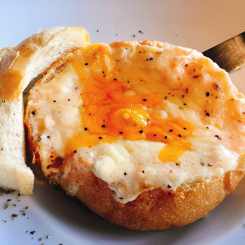 パングラタン サーモンクリーム(ビアファス （Bierfaβ）)