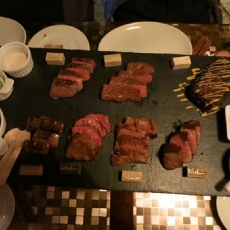 カルネ7種盛り(A4-5 BEEF BAR)