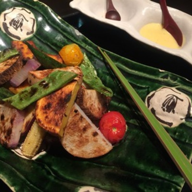 お野菜の炭火焼き(和食とお酒 きいろ 青山店)