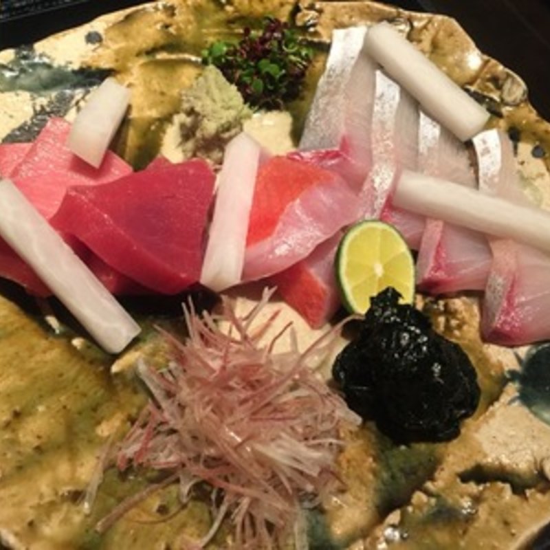 お好み刺身盛り合わせ(和食とお酒 きいろ 青山店)